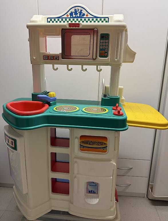Jouets: Spielküche für Kinder – D'occasion à Brugg AG par dom_b2bg 1