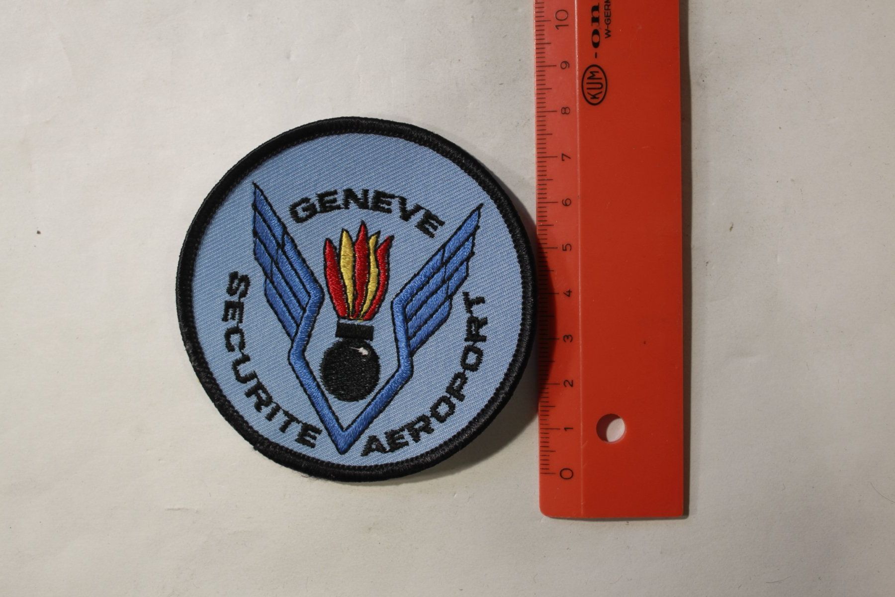 Placchette & Badge: Police Aeroport – Usato da La plaine venduto da 762