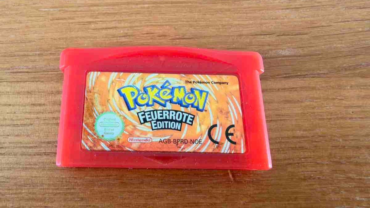 Jeux: Pokemon Feuerrot Edition GBA – D'occasion à Luzern par Bussme