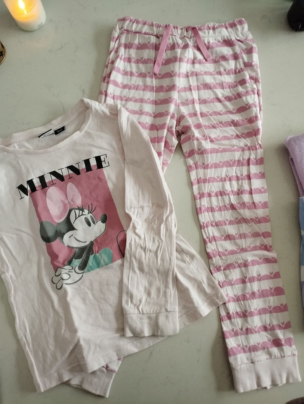 C&A Pyjamas & Ähnliches: Kinder Pyjama Set, Gr. 122, Winter, Mädchen, Top! – Gebraucht aus Matzendorf von CRX1990 1