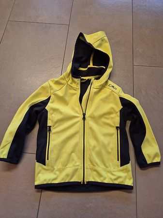 Veste softshell 

Taille 98

Très bon état

Envoi possible