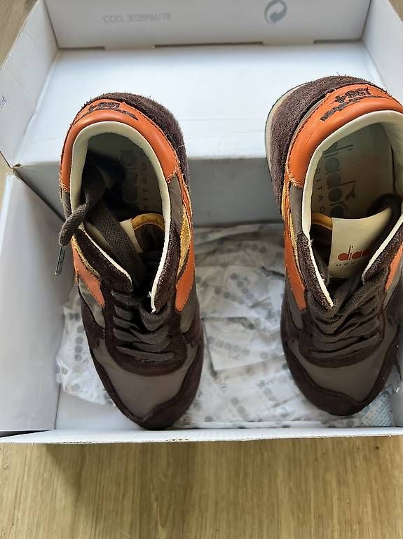 Scarpe da donna: Sneakers Diadora N 37 – Usato da Canobbio venduto da iro_9wqn 1