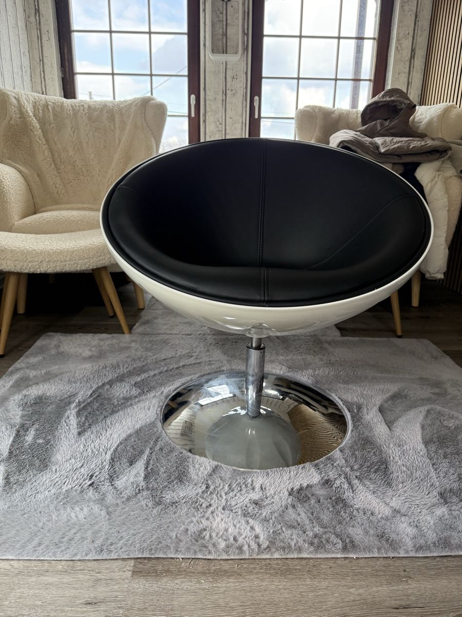 Poltrone: Stylischer Drehsessel, Ei-Form Design, Top Zustand! – Usato da Roggenburg venduto da rob_6kvn 7