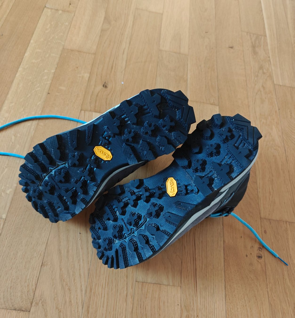Meindl Scarpe da donna: Meindl Milford Lady Wanderschuhe 39.5 – Usato da Zürich venduto da Macy10 3