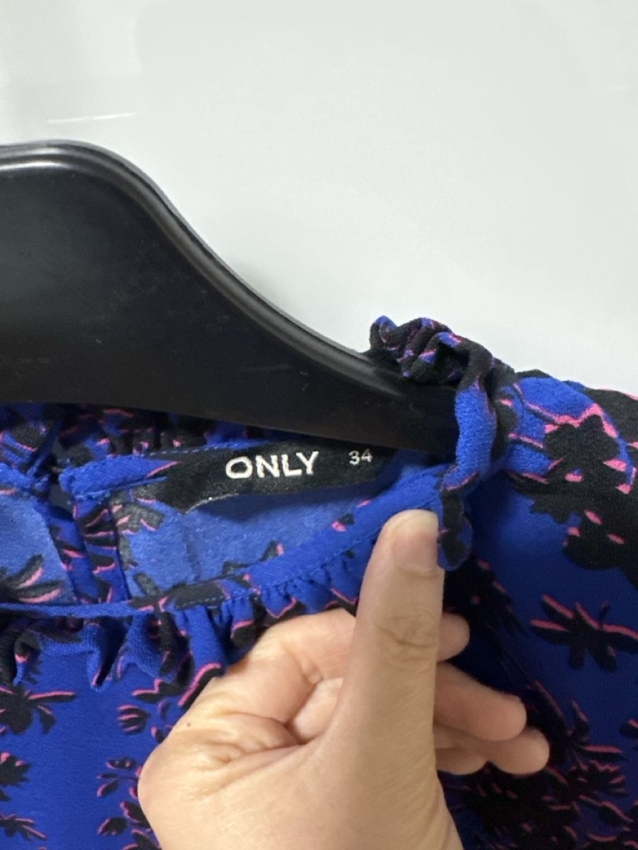 Only Kleider: Damenkleid – Neu (gemäss Beschreibung) aus Sursee von Alyel 2