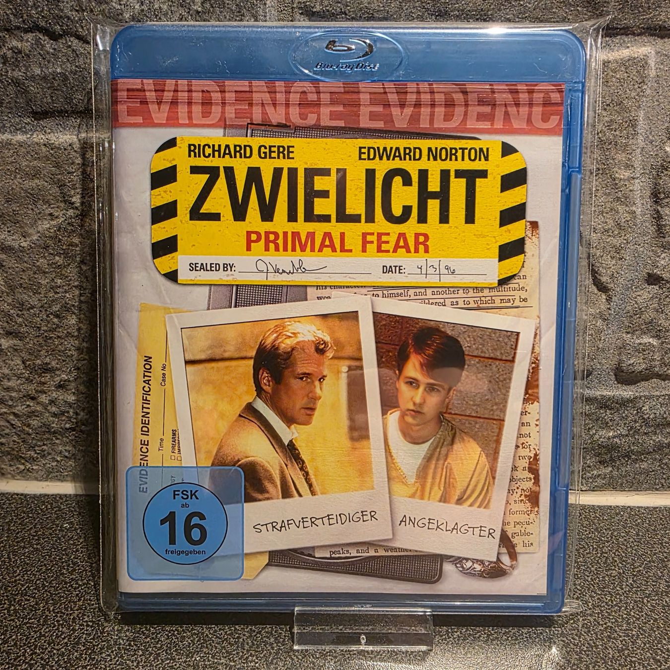 Tous les DVDs: Zwielicht! – D'occasion à Bremgarten AG par Mediensammler24