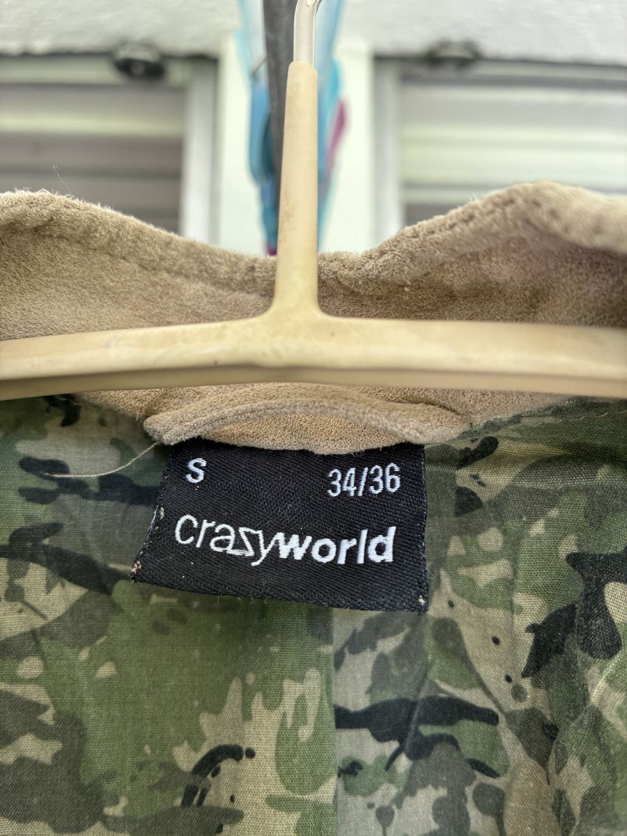 Giacche: Crazyworld Jacke, beige mit Camouflage, Gr. S – Usato da Uster venduto da sil_x2l8 4