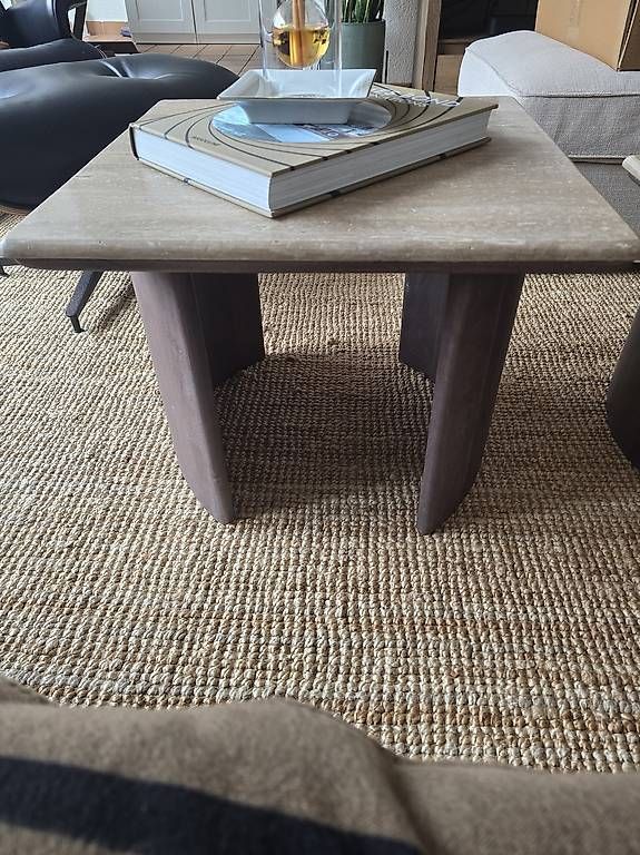 Tables: Table basse en travertin – D'occasion à Genève par mat_d5vh