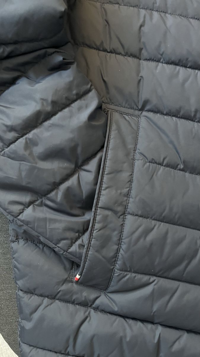 Tommy Hilfiger Giacche: Tommy Hilfiger Jacke – Nuovo (secondo la descrizione) da Baden venduto da Car_lio09 1