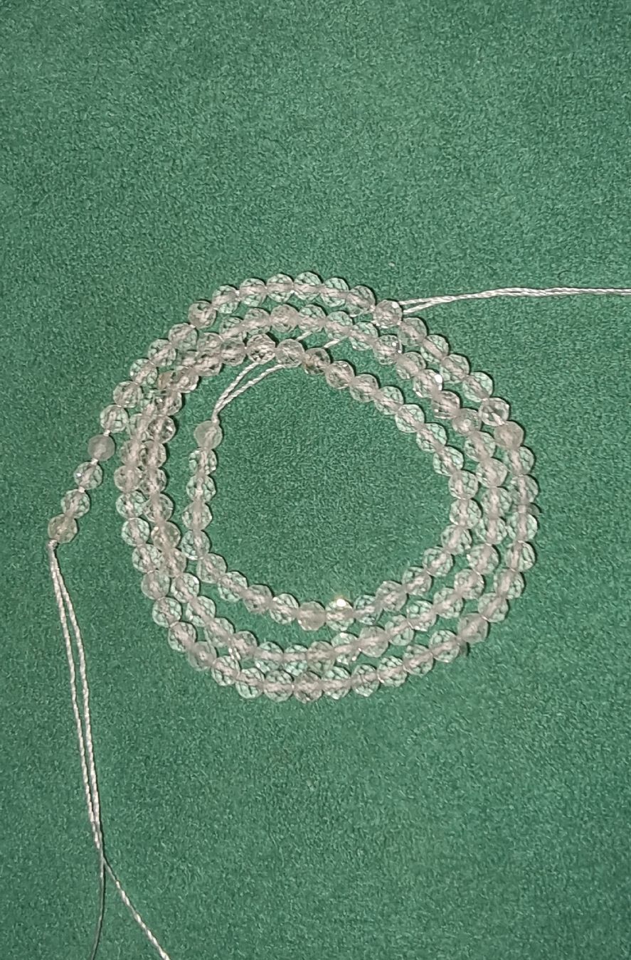 Minerali & Pietre curative: Topas facettiert 3mm. Strang – Nuovo e nell'imballaggio originale da Menziken venduto da Mirager