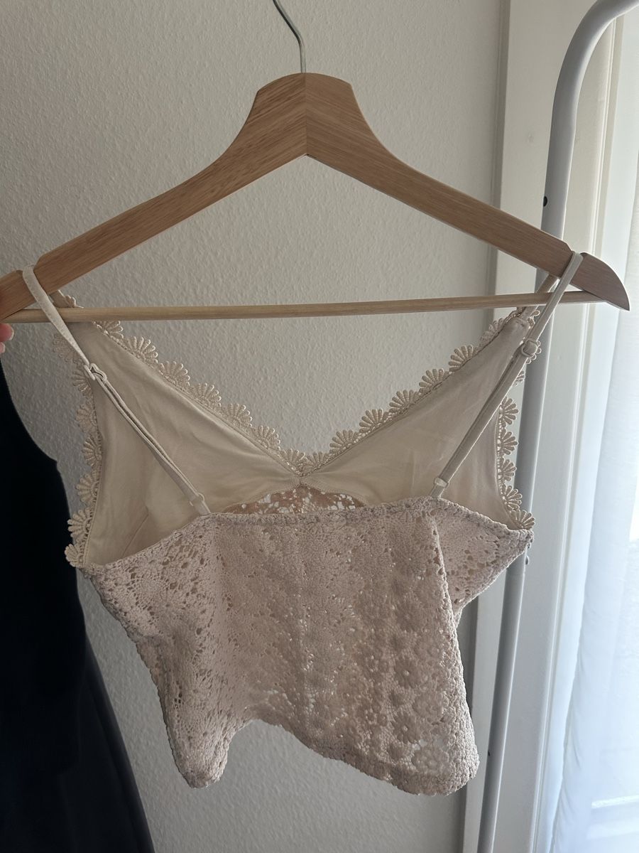 H&M Tops: Haut beige - taille M - H&M – Neu (gemäss Beschreibung) aus Lausanne von ver_cyj8 1