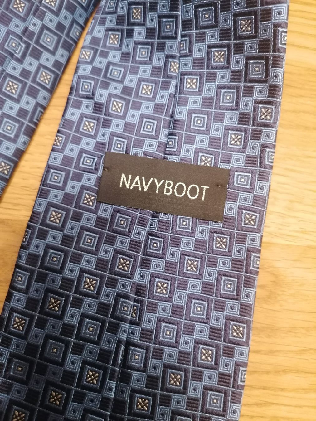Navyboot Cravatte: Navyboot Krawatte 100% Seide - Nr.205 – Usato da Basel venduto da vintagecollector 2