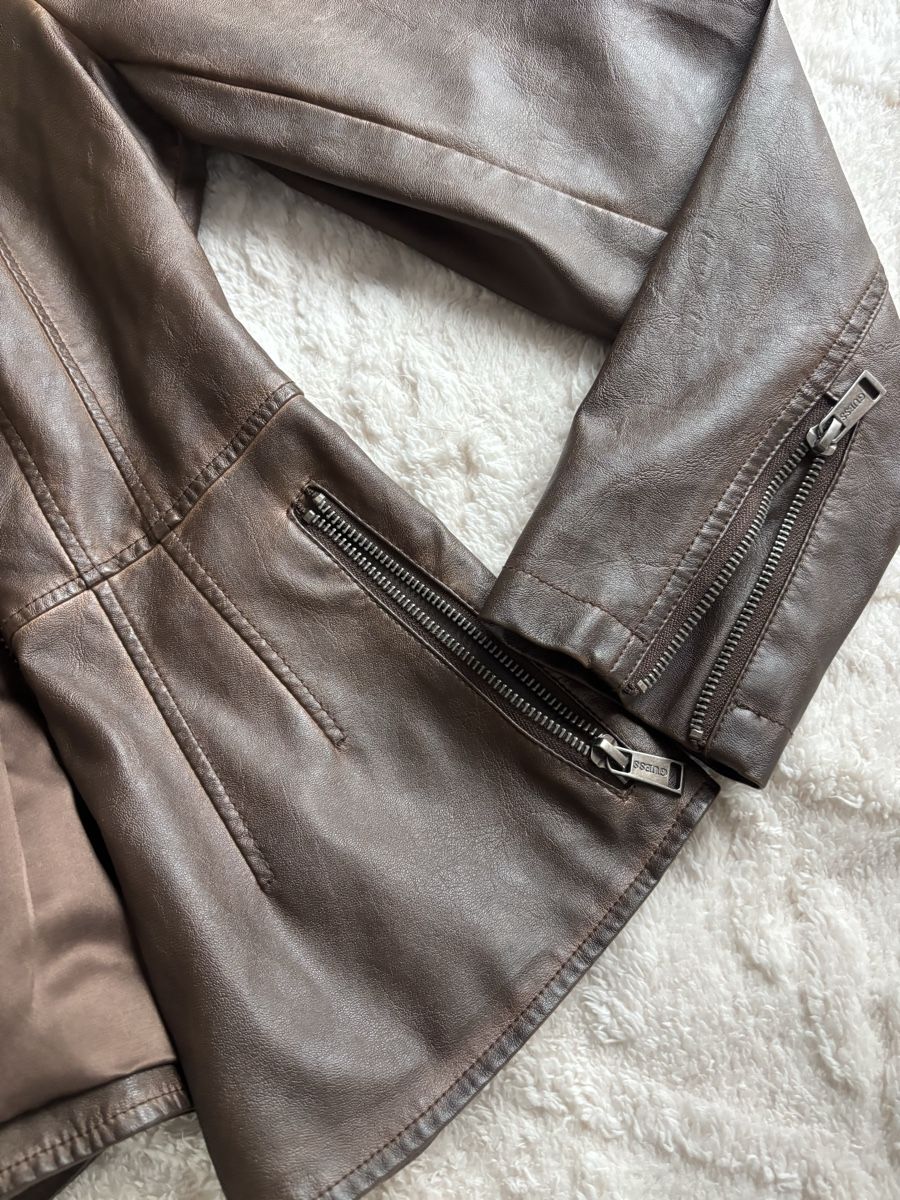 Guess Giacche: Guess Jacke gr.38 Neu  – Nuovo (secondo la descrizione) da Zug venduto da Biki72 2