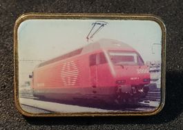 CC687 - Pin Lokomotive SBB CFF FFS Bahn 2000