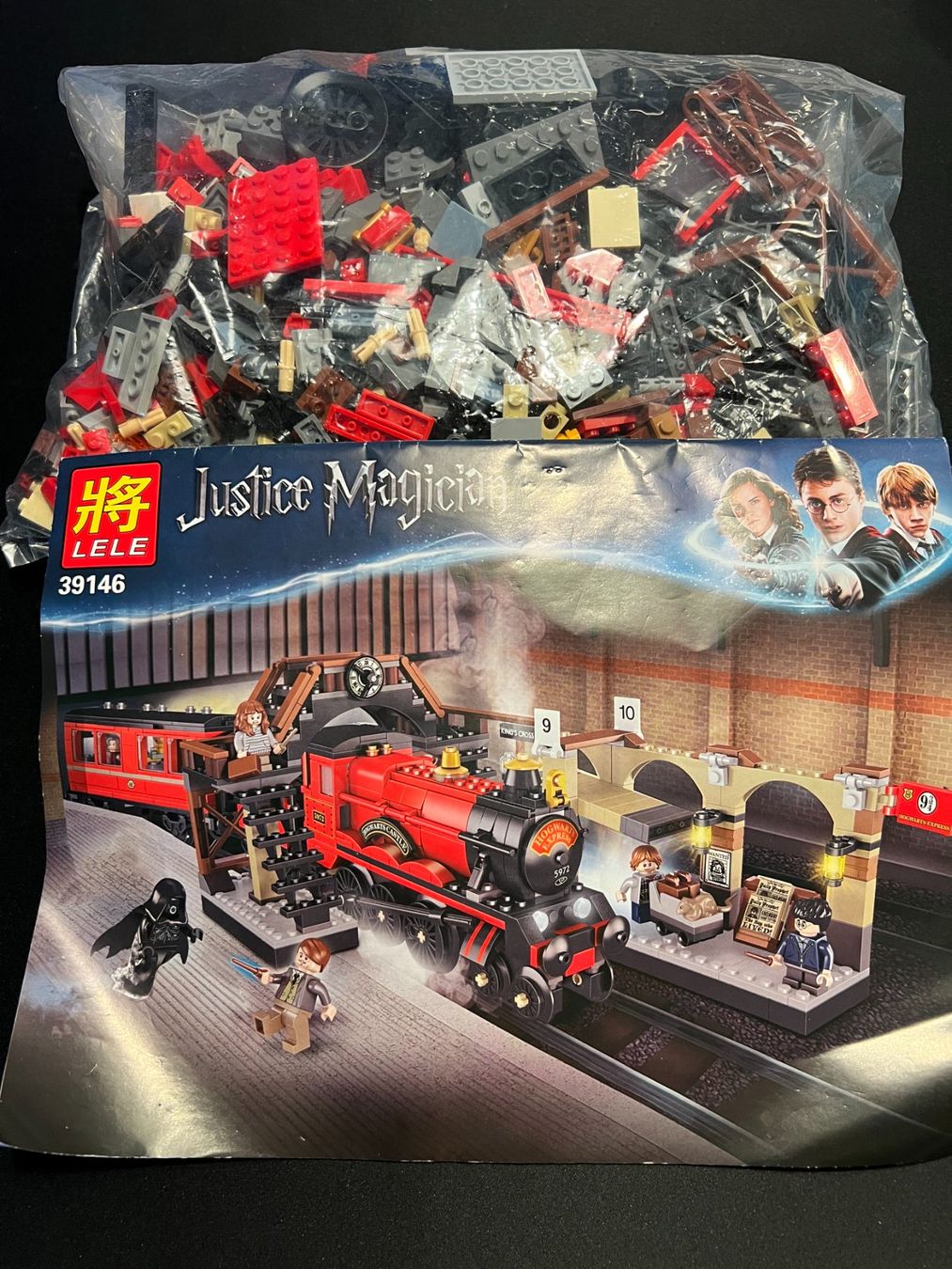 Jouets: Klemmbausteine Modell Zauberer Zug – D'occasion à Uster par Stoessda