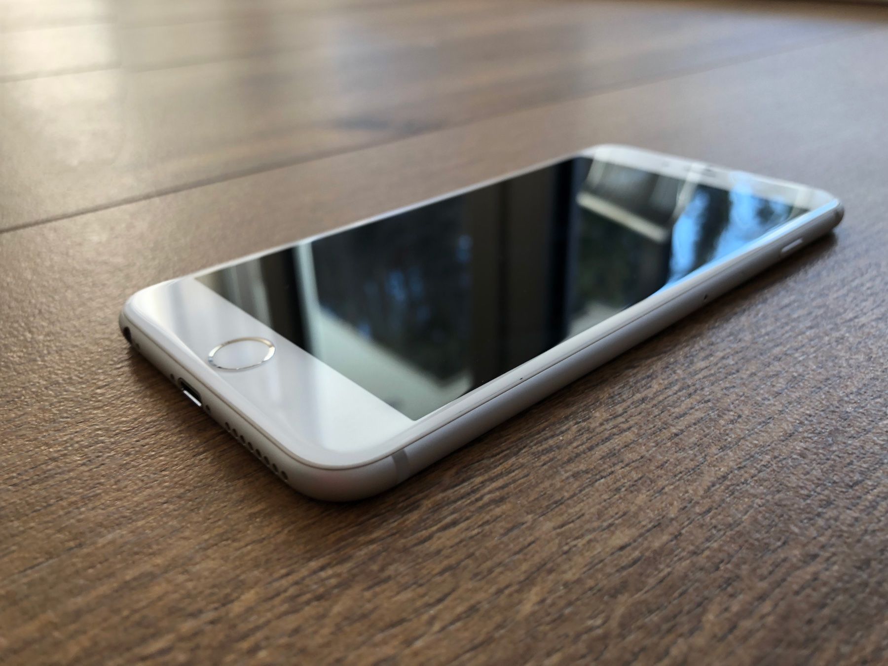 Apple Telefoni cellulari / Smartphones: Neuwertiges APPLE iPhone 6 Plus 64GB – Usato da Mülenen venduto da CreativeSolutions 1