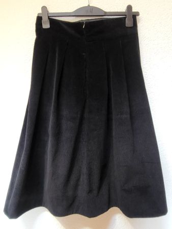 Max Mara Midi Rock Cord, Grösse 38, Schwarz TOP Zustand!