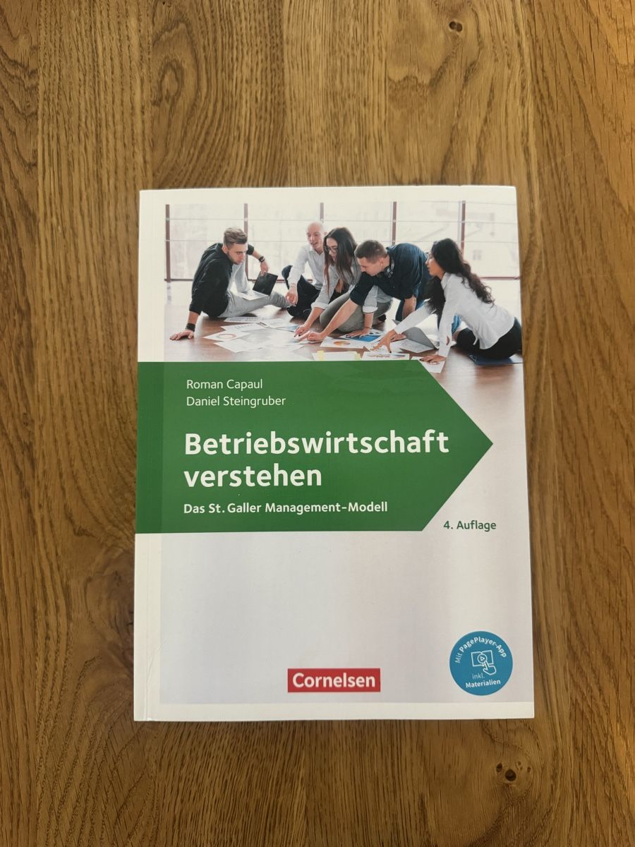 Libri: Betriebswirtschaft verstehen – Nuovo (secondo la descrizione) da Wettingen venduto da Gtavi