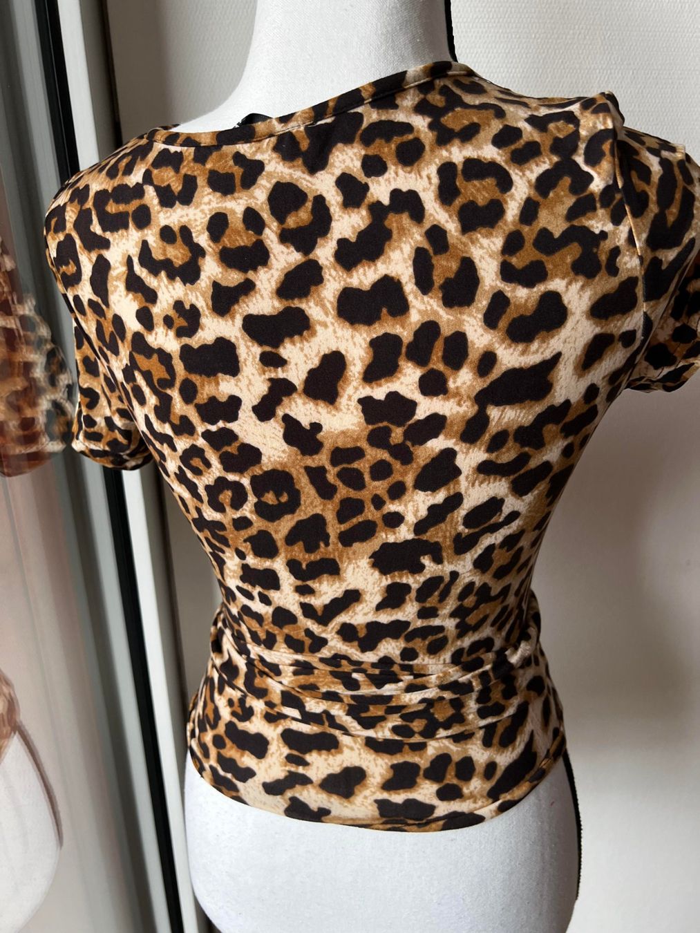 Chemisiers: Neue Bluse XS – Neuf avec emballage d'origine à Riehen par edu_92w7 4
