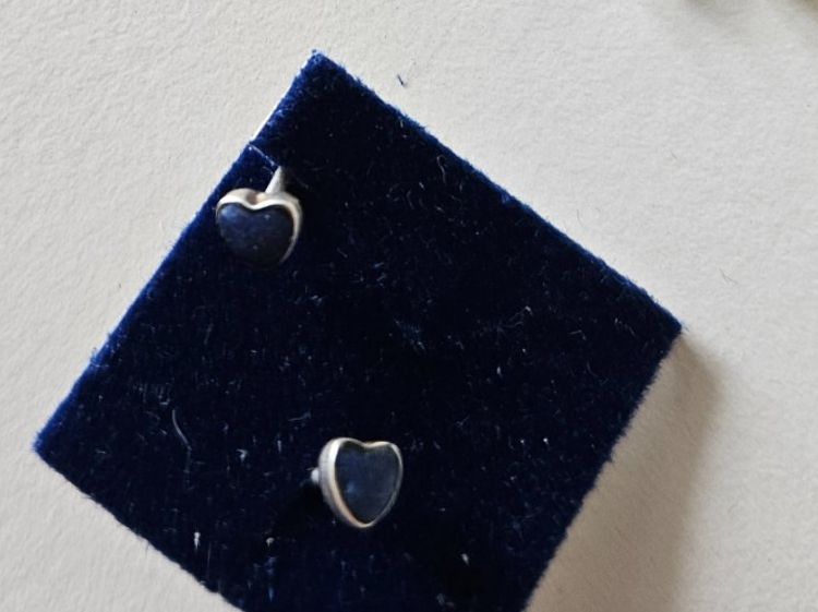 Orecchini pendenti & Orecchini a lobo: Silber Ohrstecker Herz Lapislazuli blau 925er – Usato da Urdorf venduto da Colina 2