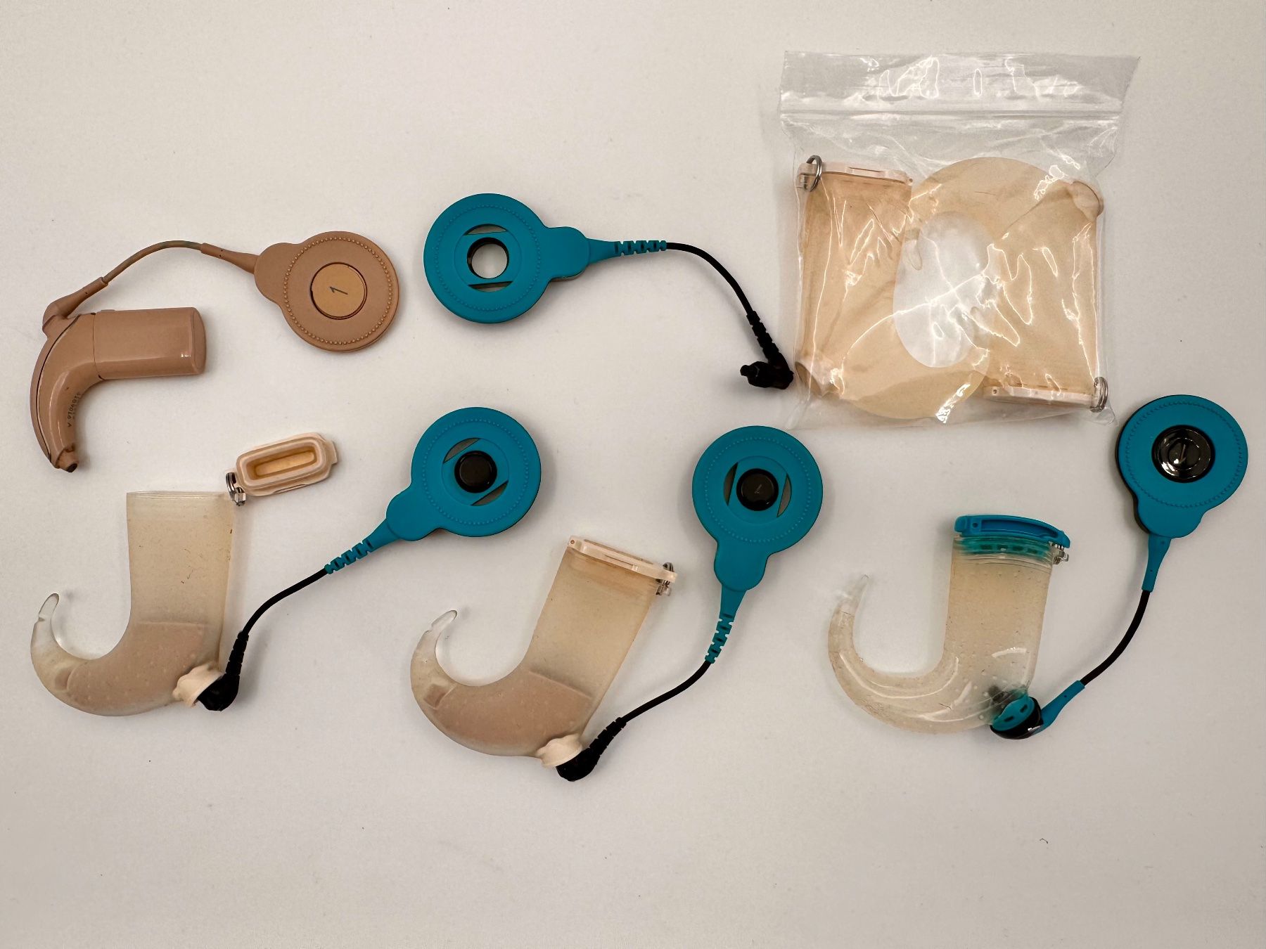 Medizinische Geräte: Cochlear Hörhilfezubehör – Defekt aus Hermetschwil-Staffeln von Sigmund57 1