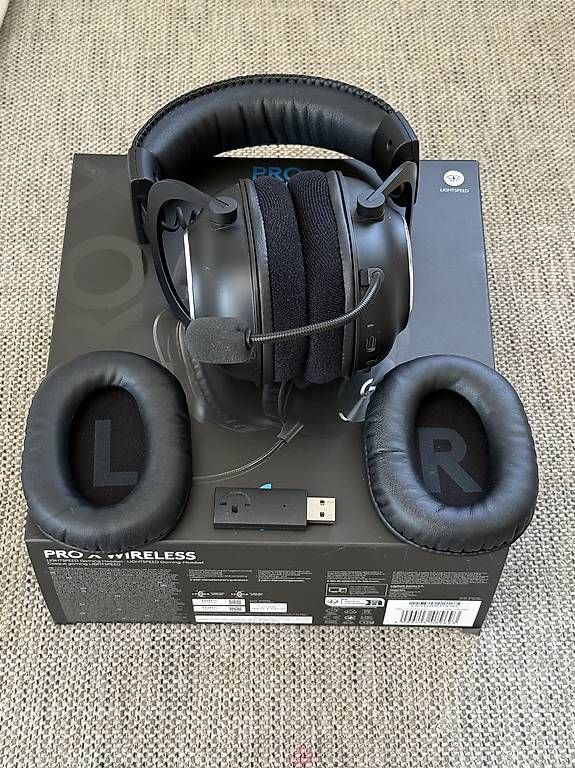 Logitech Casques audio: Logitech Pro X Wireless Gaming Headset – D'occasion à Flamatt par Prostaff85