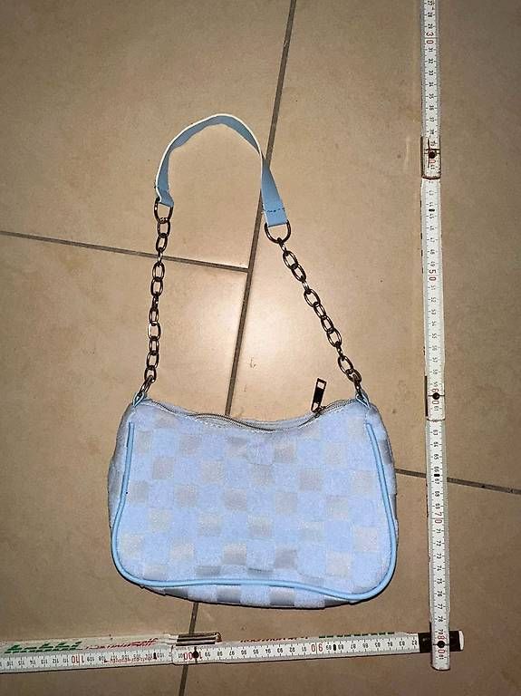 Sacs femmes: Handtasche – D'occasion à Schlieren par S_Dragon 1