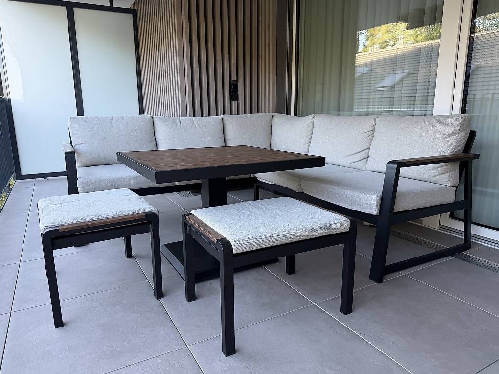 Sofas: Gartenlounge  – D'occasion à Pfäffikon SZ par vle_l98f 1
