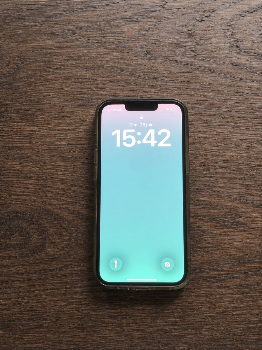Apple Handys / Smartphones: À vendre IPhone 14 – Gebraucht aus Orges von vez_c6q7 1