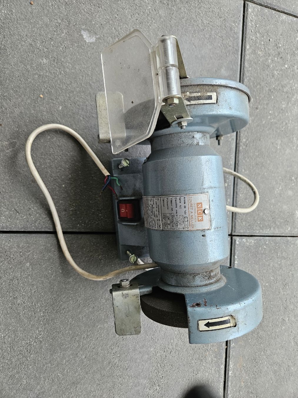 Tutti gli attrezzi: Diverse Maschinen und Werkzeug – Usato da Urnäsch venduto da Fischerma5 5