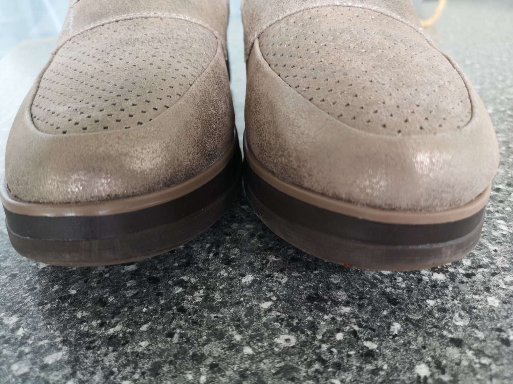 Clarks Scarpe da donna: Mocassin Clarks doré – Nuovo (secondo la descrizione) da Nyon venduto da bicounette66 6