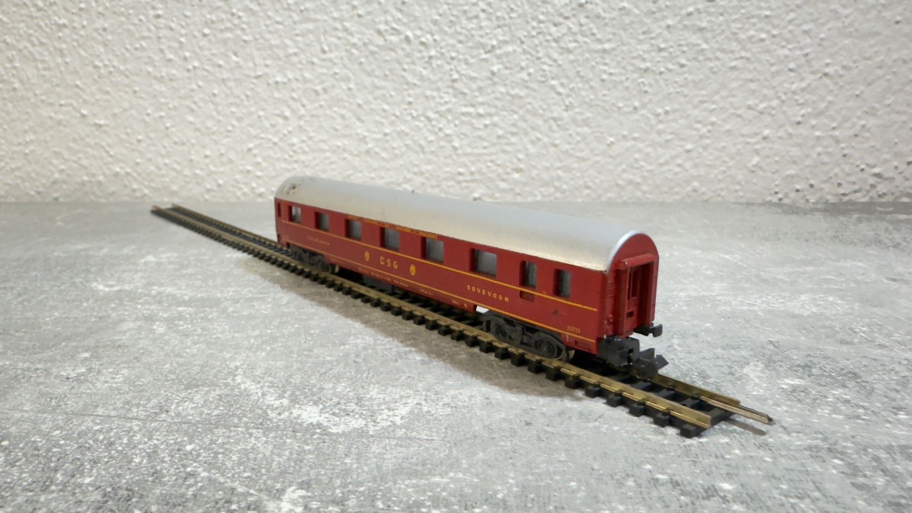 Lima Modelleisenbahnen: Lima DSG Schlafwagen Spur N – Gebraucht aus Windlach von Kelebra 7
