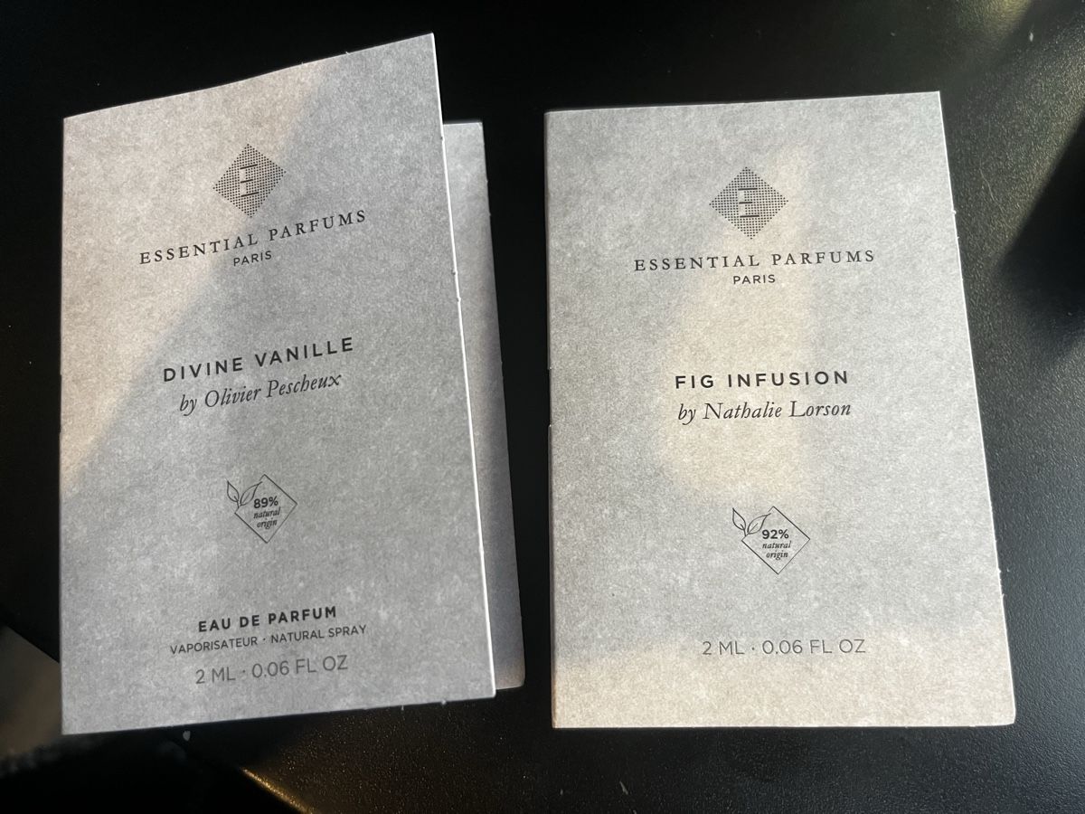 Profumi & Eau de Toilette: EDP Essential Parfums x 2 – Nuovo e nell'imballaggio originale da Genève venduto da StaceyH