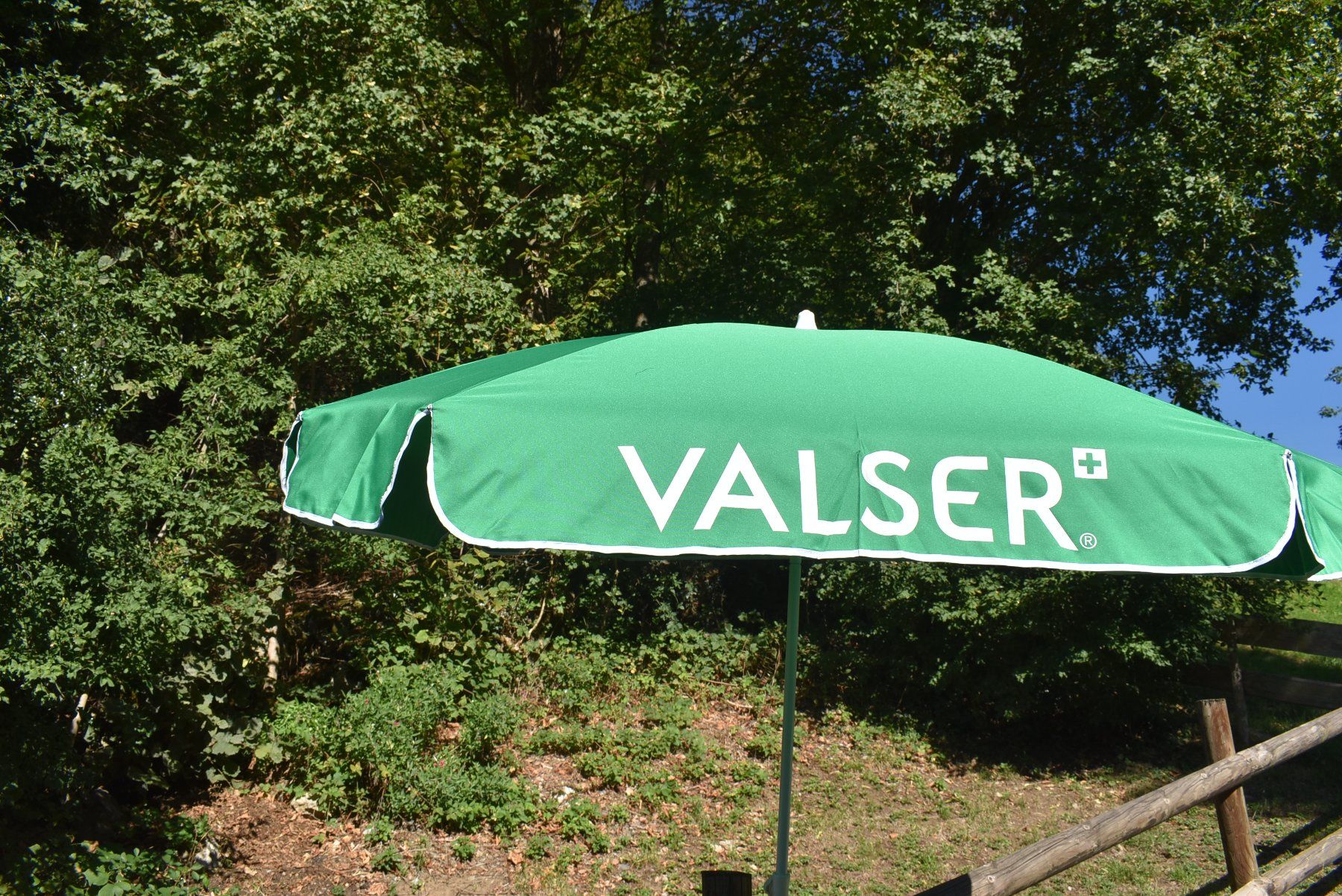 Ombrelloni: Valser Sonnenschirm – Nuovo e nell'imballaggio originale da Otelfingen venduto da Stauffacher61 3