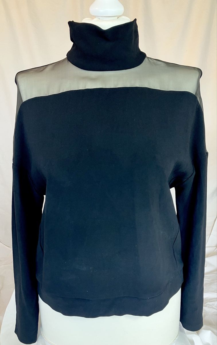 Maglioni & Felpe: Costume national Gr.34 – Usato da Mürren venduto da Ne-le