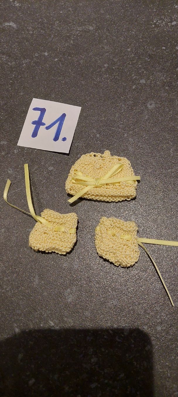 Bambole: Miniatur Puppenkleidli – Nuovo (secondo la descrizione) da Muri AG venduto da nindo1