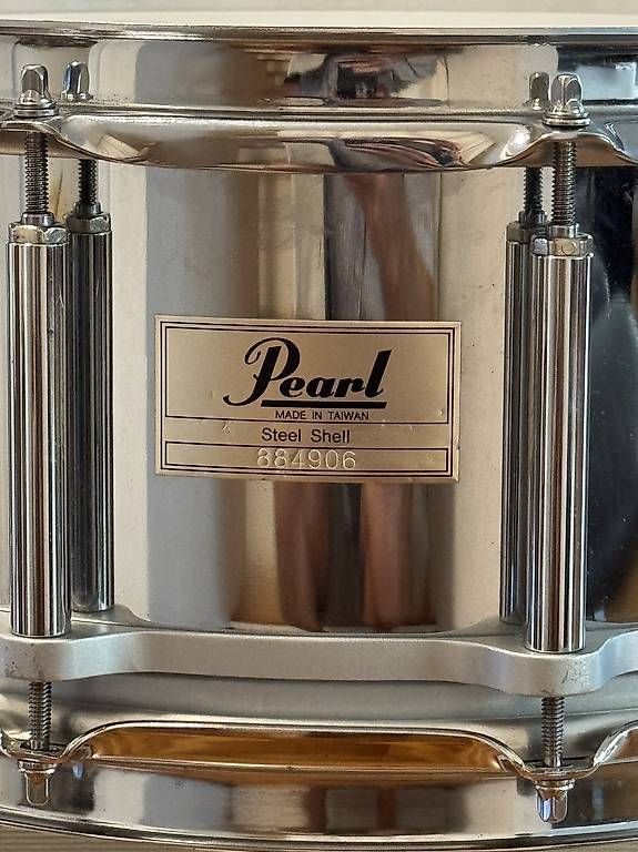 Strumenti musicali: Pearl Free Floating Snaredrum – Usato da Balgach venduto da Psalty 3