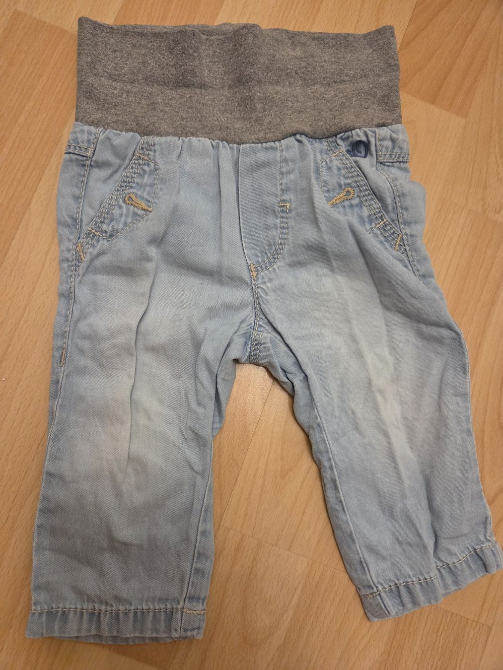 Kleiderpakete & -sets: Baby-Kleiderpaket, Gr. 68, Hosen – Gebraucht aus Staad SG von wk100 4