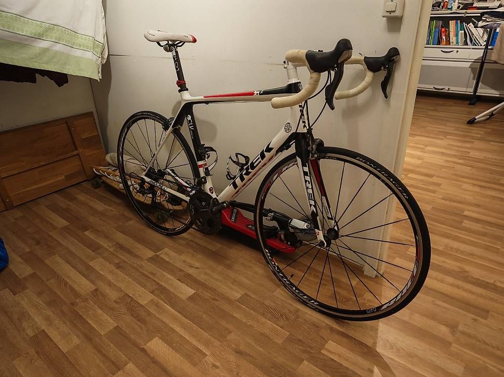 Biciclette: Carbon Rennvelo TREK  – Usato da Weesen venduto da mHasanaj 3