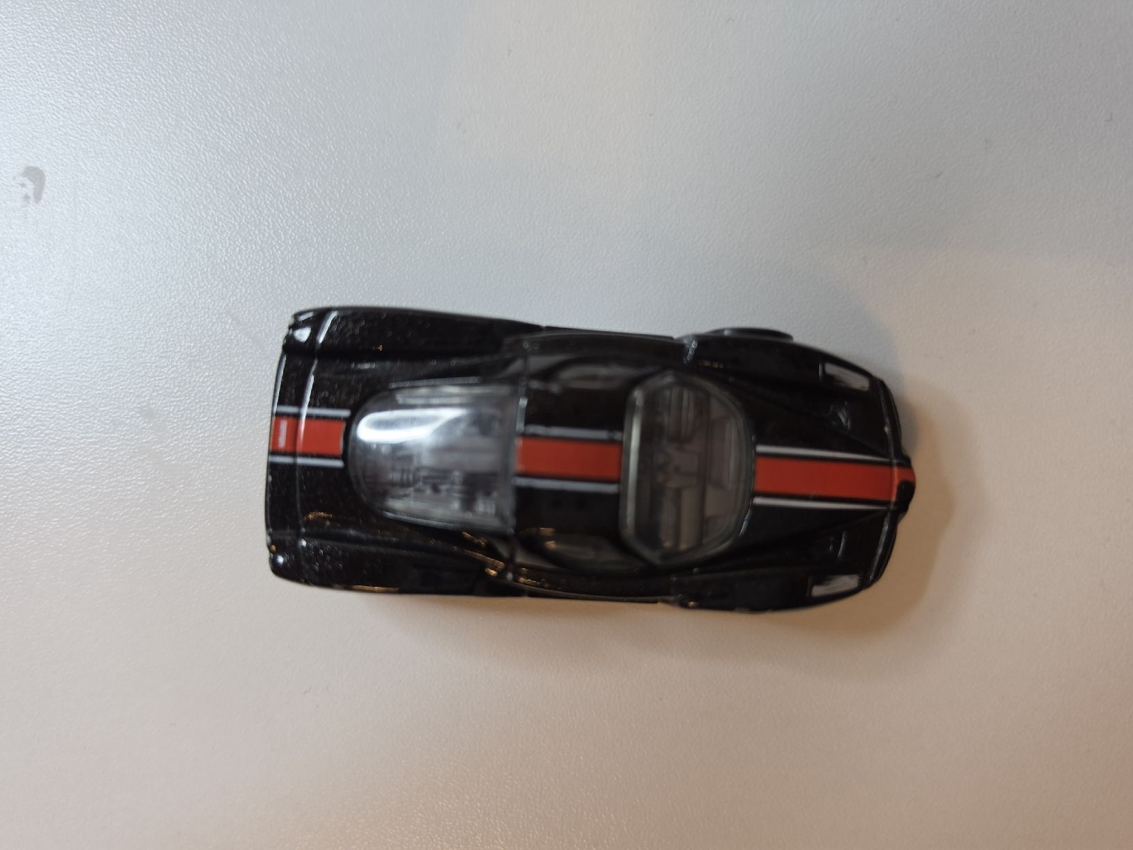 Hot Wheels Modellini d'auto: Hot Wheels Ferrari Enzo 2002  – Usato da Rupperswil venduto da Borislav22 2