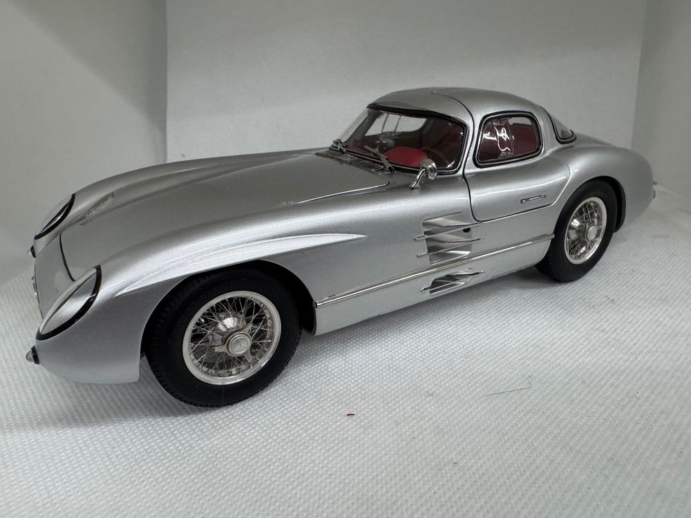 Modellauto CMC 1:18 Mercedes Benz 300 SLR Uhlenhaut 1955 (Defekt) in