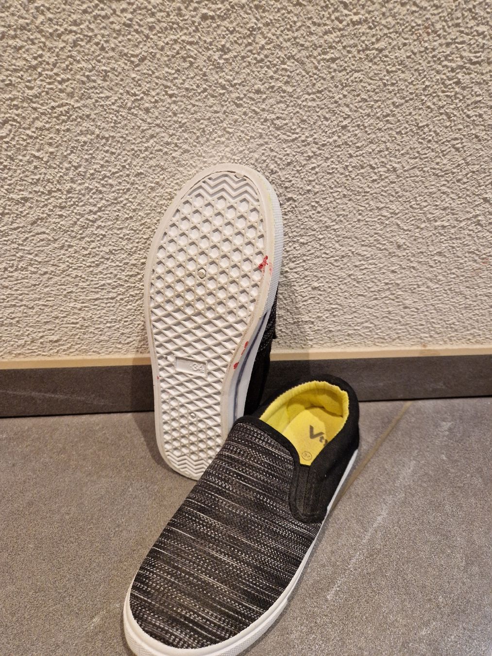 Chaussures garçon: Schuhe Gr. 34 – D'occasion à Ohmstal par wil_xp75 2