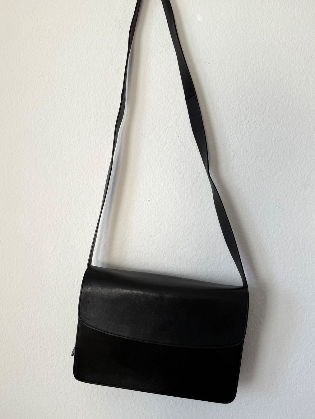 Vagabond Taschen für Damen: Grosse Ledertasche von Vagabond – Gebraucht aus Zürich von bazinga3000