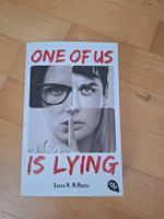 Buch "One Of Us Is Lying" Karen M McManus