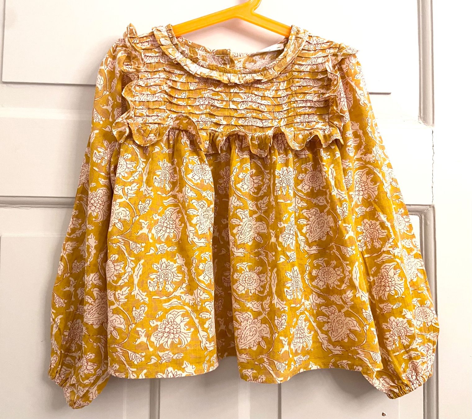 Mango Blusen, T-Shirts & Tops: Mango, Top, 122, Cotton – Gebraucht aus Zürich von Pokimoki_1