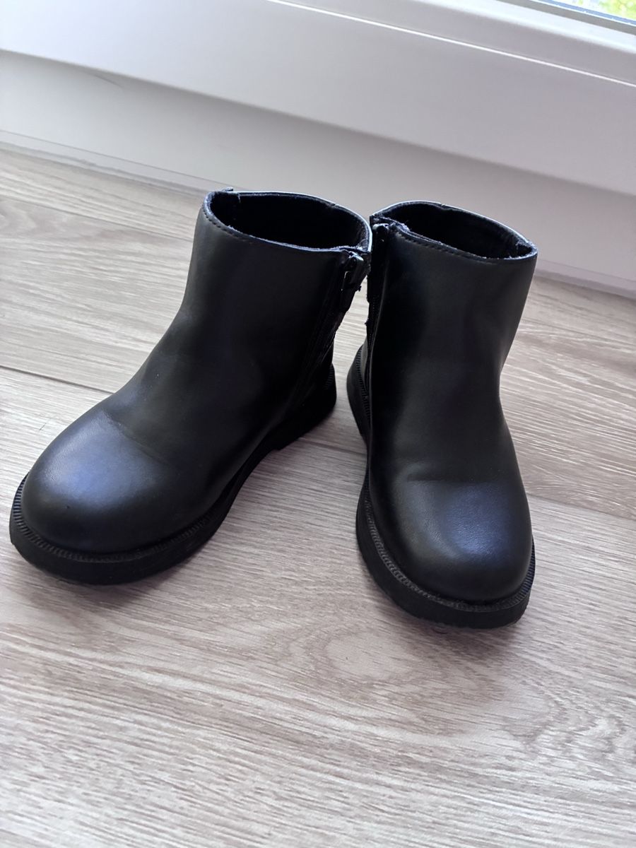 Zara Scarpe per ragazze: Zara Stiefeletten Gr. 23 – Usato da Biel/Bienne venduto da Gimesler 1