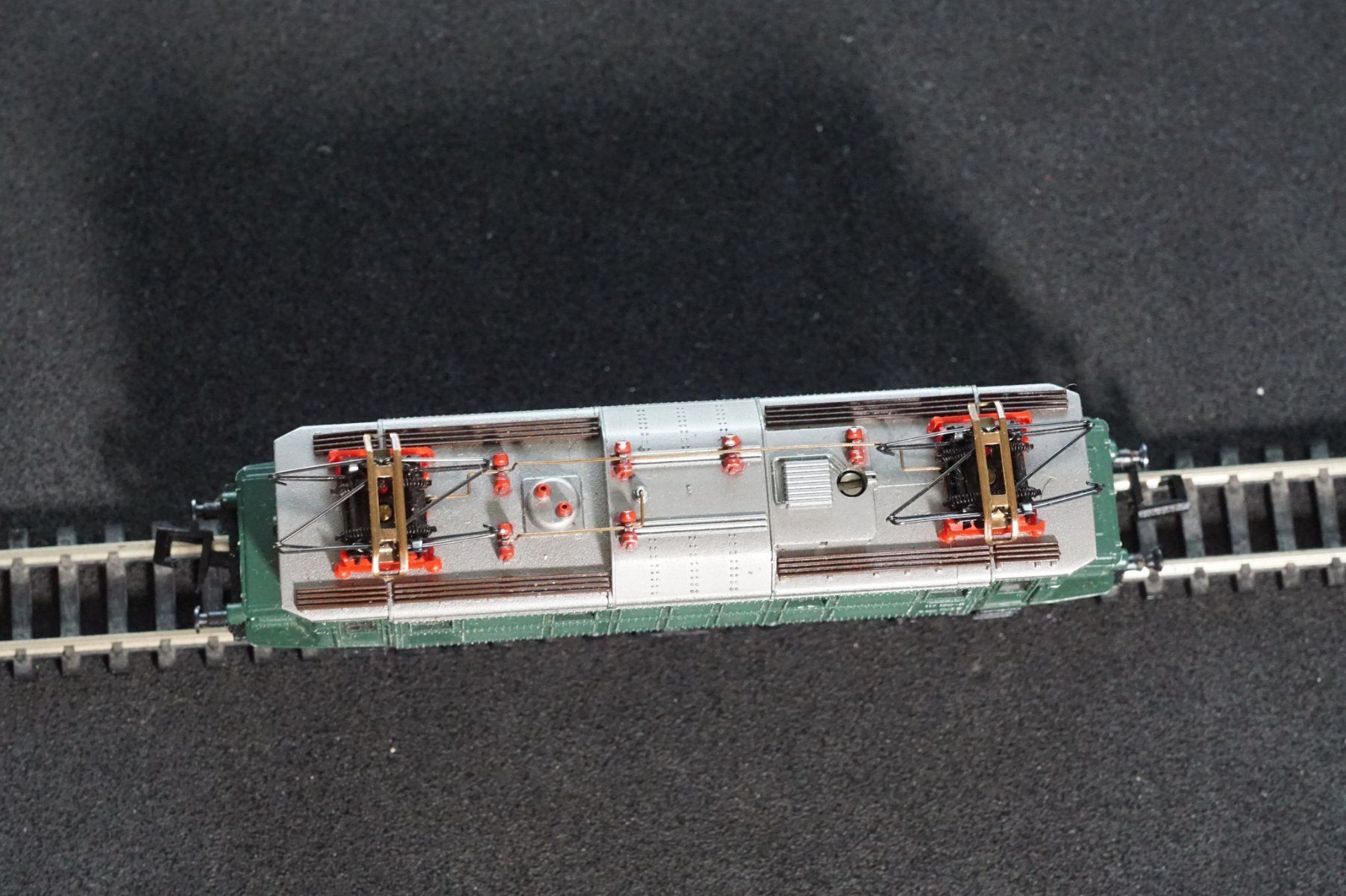Modellini di ferrovie: DB BR 117 120-6 grün Spur N – Usato da Gränichen venduto da iknow 9