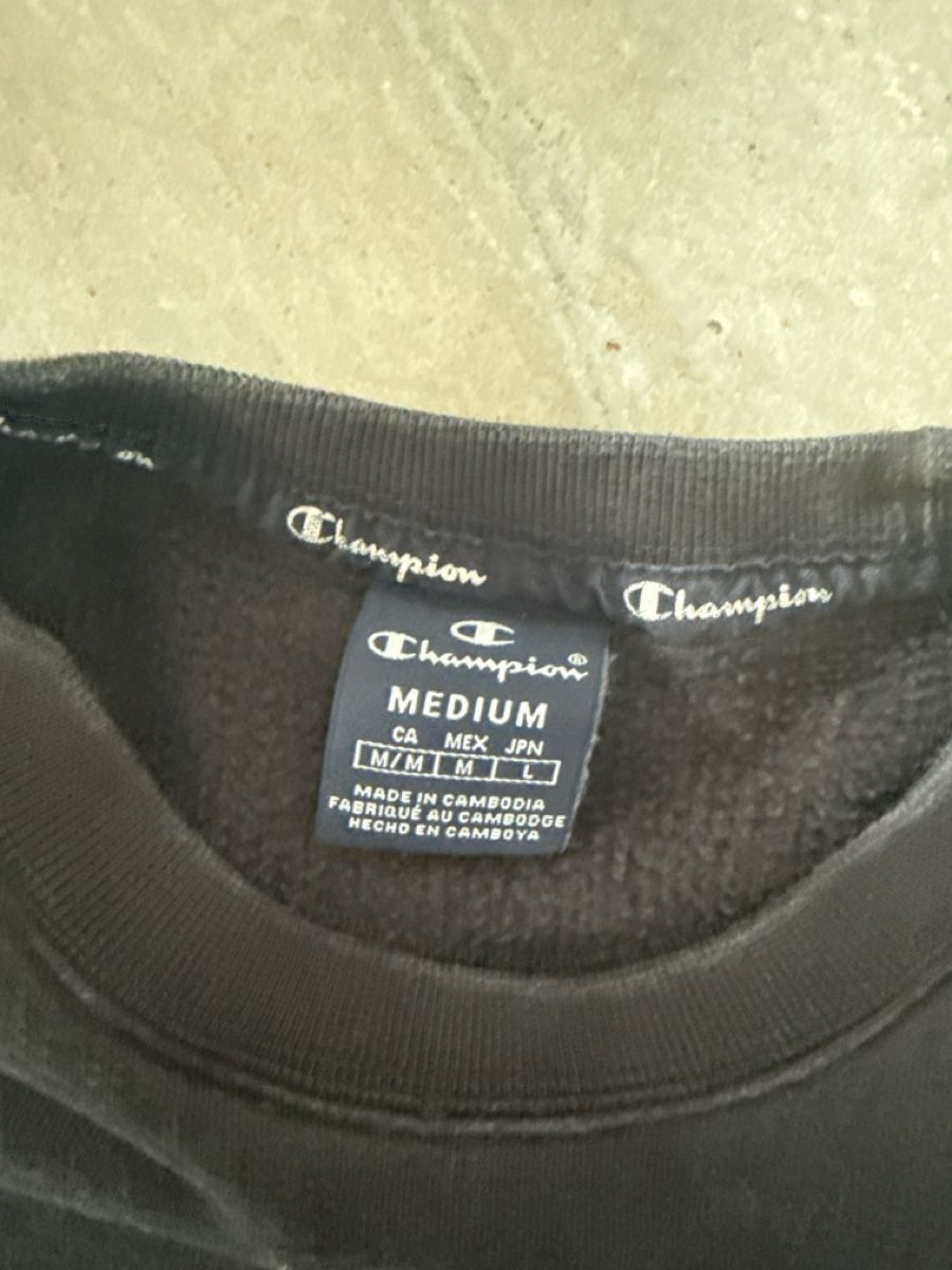Champion Maglioni & Felpe: Champion Pulliver Unisex - Schwarz M – Usato da Herrliberg venduto da Joy_Strehler 1