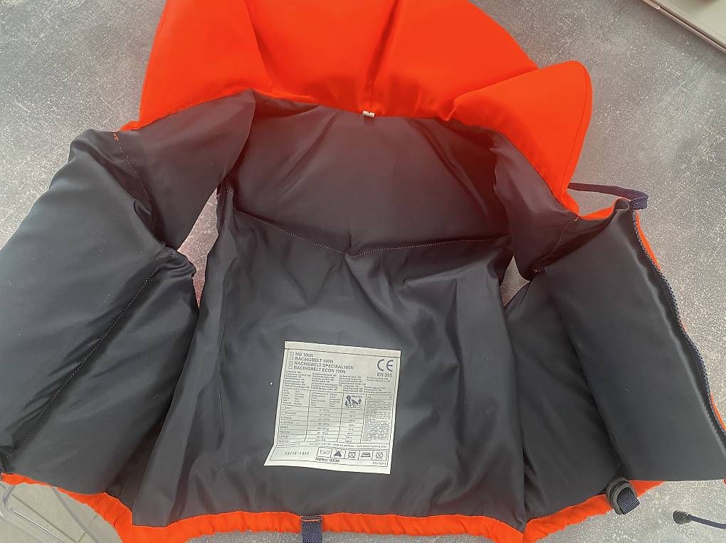 Schwimmwesten: Giubbotto salvagente bambino/a – Gebraucht aus Pregassona von van_b6c6 1