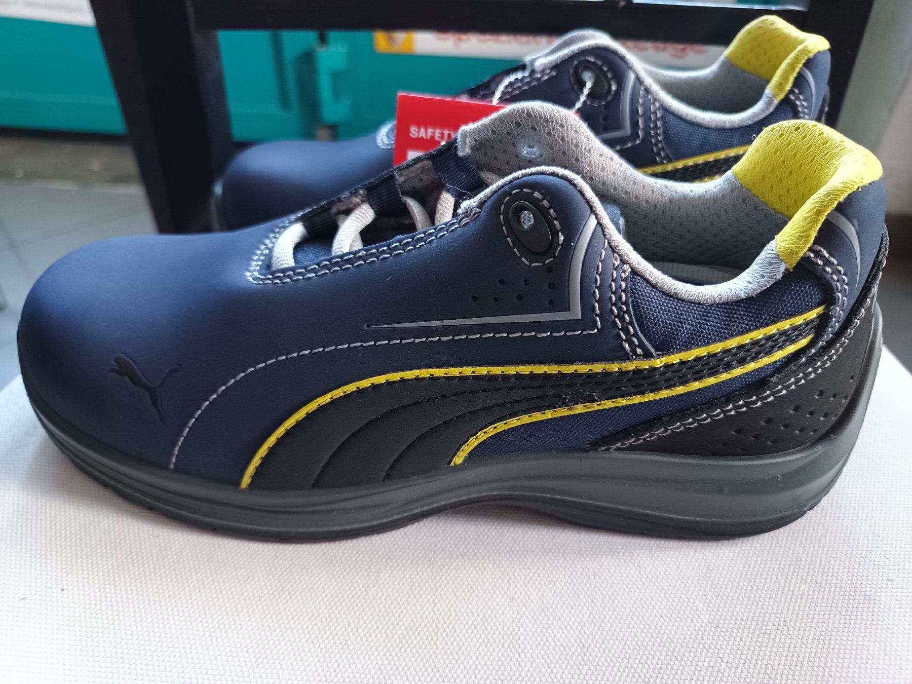 Puma Scarpe da uomo: Puma Sicherheitsschuhe SB E P WRU FO SRC 37 – Nuovo e nell'imballaggio originale da Oberegg venduto da 19franzi94 2